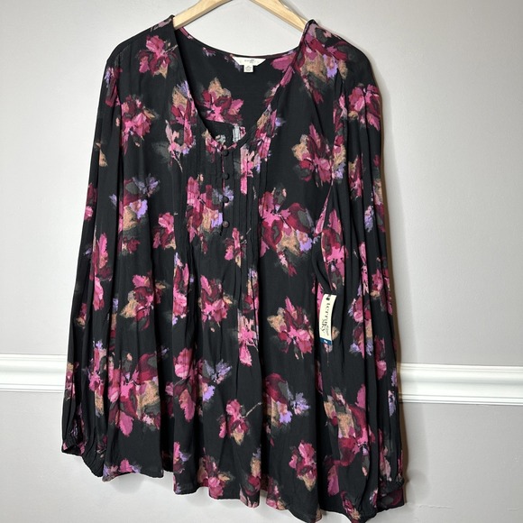 Terra Sky Women's Flowy Top 4X Long Pleated Front Goth Floral Black - Picture 1 of 7